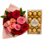 Buquê com 15 Rosas de Duas Cores e Chocolates